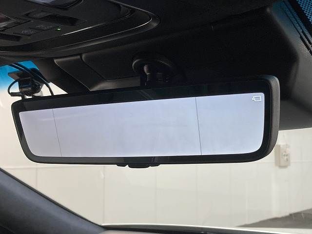 TOYOTA LEXUS LS500H 2021 Image 31