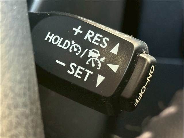 TOYOTA LANDCRUISER PRADO 2023 Image 31