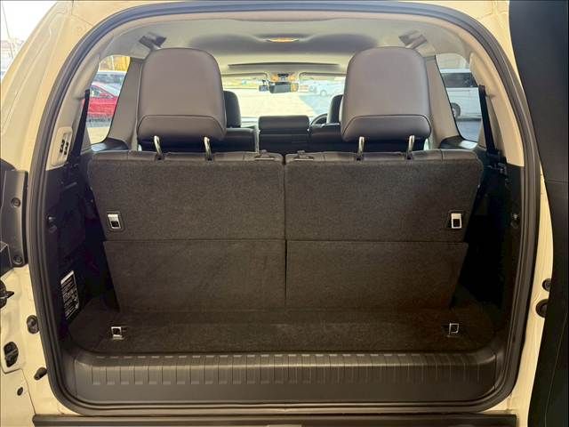 TOYOTA LANDCRUISER PRADO 2023 Image 31