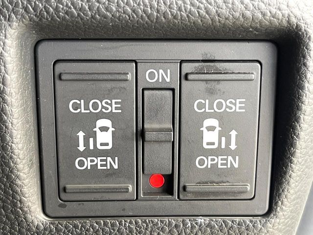 HONDA N BOX CUSTOM 2017 Image 31