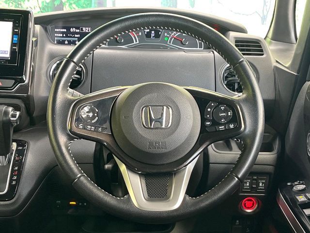 HONDA N BOX CUSTOM 2017 Image 31