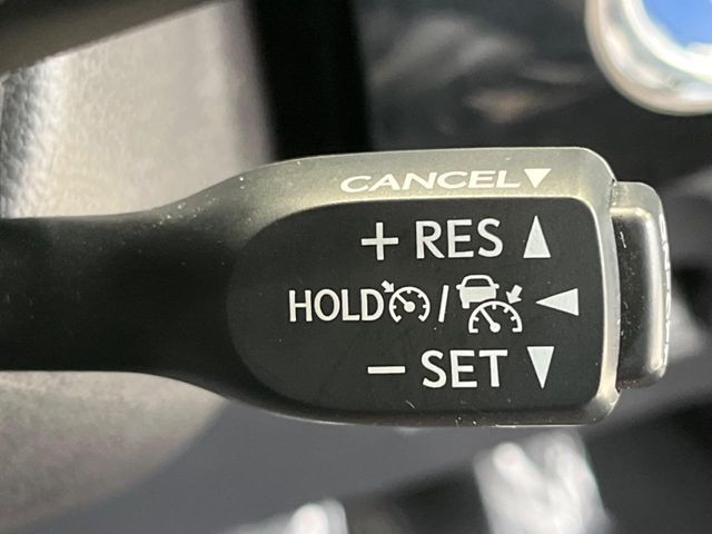 TOYOTA PRIUS 2019 Image 31