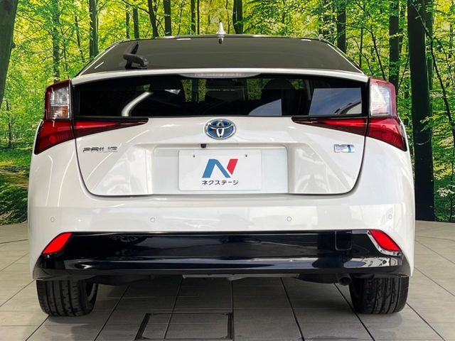 TOYOTA PRIUS 2019 Image 31