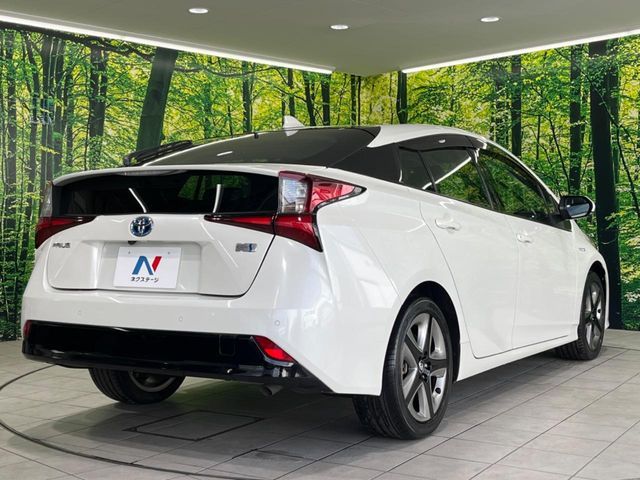 TOYOTA PRIUS 2019 Image 31