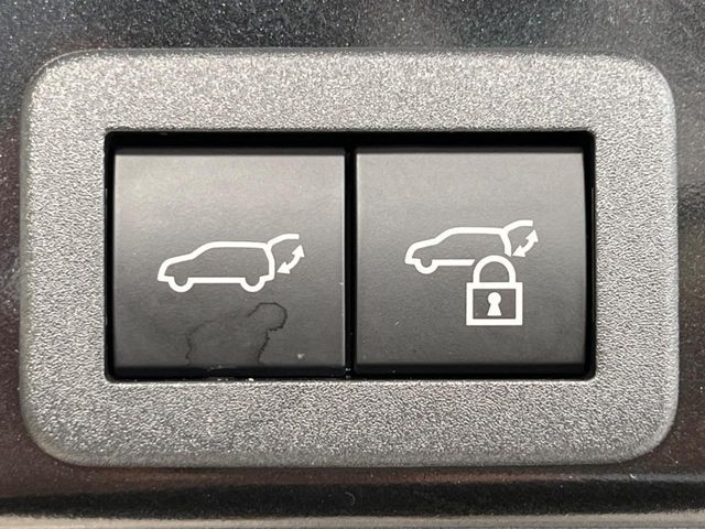 TOYOTA YARIS CROSS HYBRID 2024 Image 31