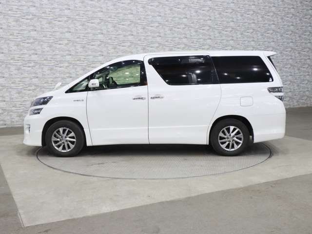 TOYOTA VELLFIRE  HYBRID 4WD 2012 Image 31