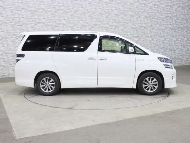 TOYOTA VELLFIRE  HYBRID 4WD 2012 Image 31