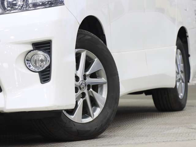 TOYOTA VELLFIRE  HYBRID 4WD 2012 Image 31