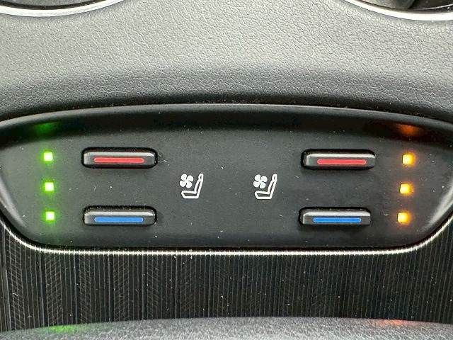 TOYOTA HARRIER PHEV 2022 Image 31