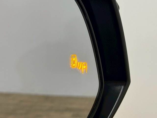 TOYOTA HARRIER PHEV 2022 Image 31