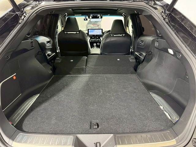 TOYOTA HARRIER PHEV 2022 Image 31