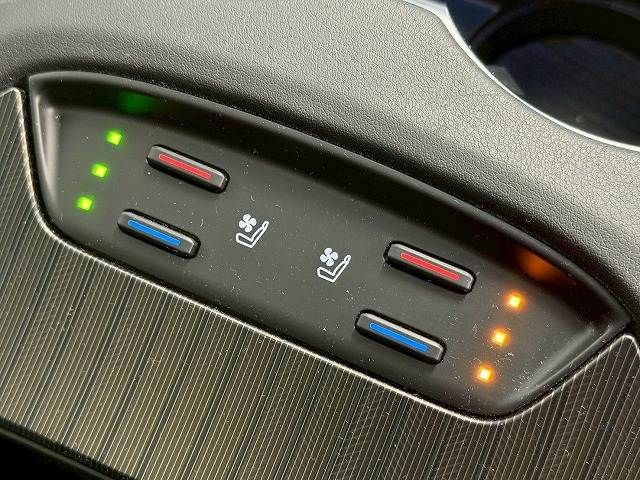 TOYOTA HARRIER PHEV 2023 Image 31