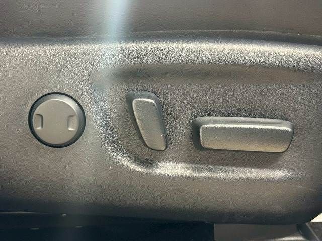 TOYOTA HARRIER 2WD 2019 Image 31