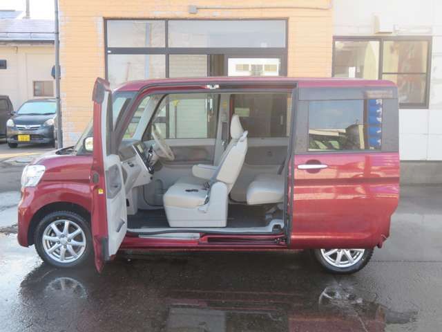 DAIHATSU TANTO 4WD 2014 Image 31