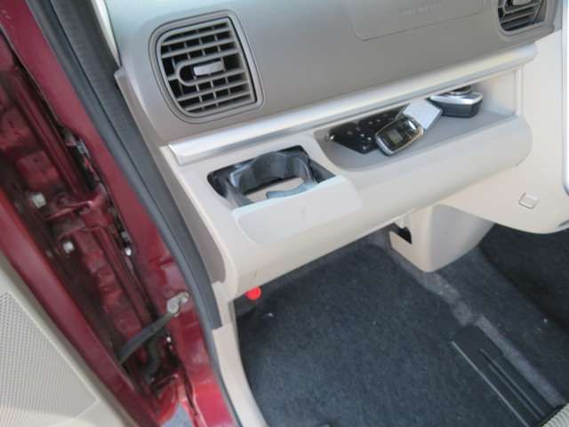 DAIHATSU TANTO 4WD 2014 Image 31