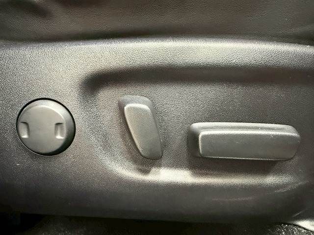 TOYOTA HARRIER 2WD 2018 Image 31