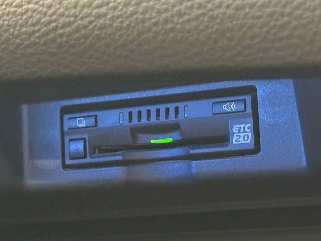 TOYOTA HARRIER 2WD 2018 Image 31