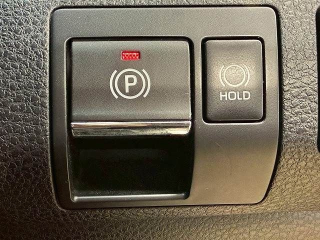 TOYOTA HARRIER 2WD 2018 Image 31