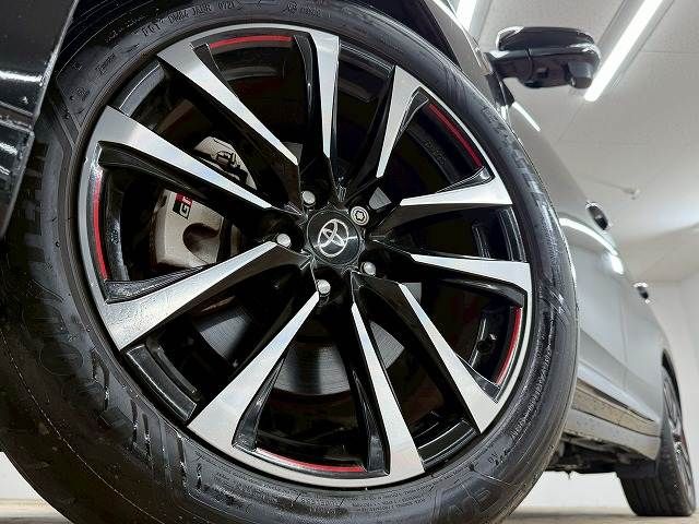 TOYOTA HARRIER 2WD 2018 Image 31