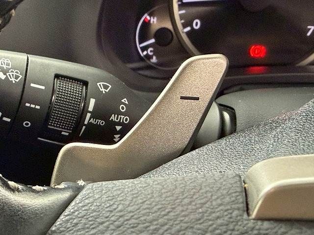 TOYOTA LEXUS NX200T 2017 Image 31