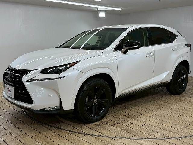 TOYOTA LEXUS NX200T 2017 Image 31