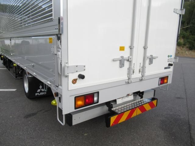 MITSUBISHI FUSOU FIGHTER 2024 Image 31