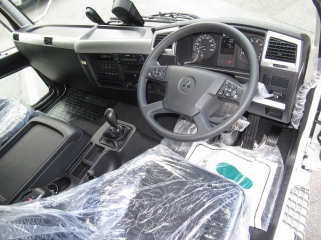 MITSUBISHI FUSOU FIGHTER 2024 Image 31