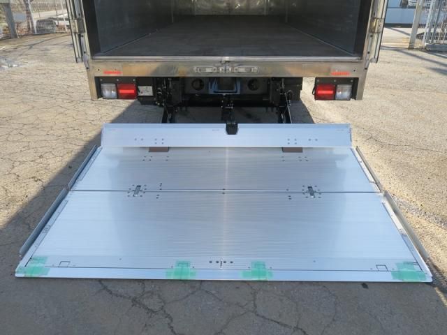 MITSUBISHI FUSOU SUPER GREAT 2020 Image 31