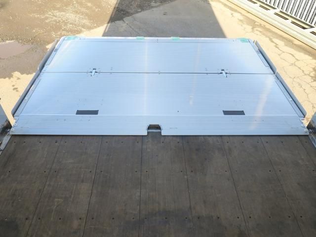 MITSUBISHI FUSOU SUPER GREAT 2020 Image 31