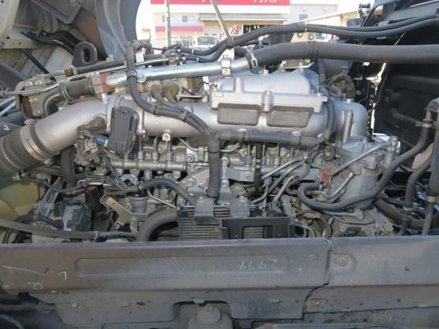 ISUZU GIGA 2018 Image 31