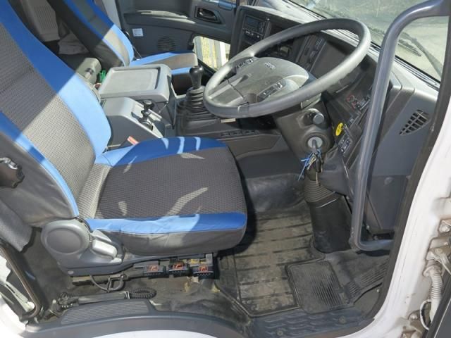 ISUZU GIGA 2018 Image 31