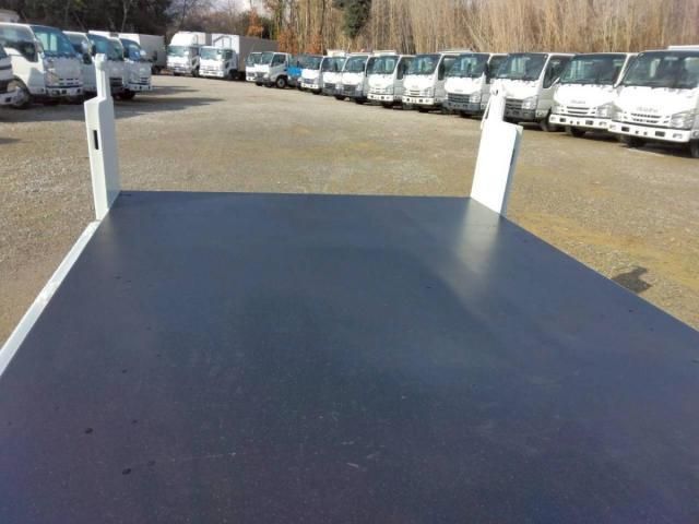 HINO DUTRO 2018 Image 31