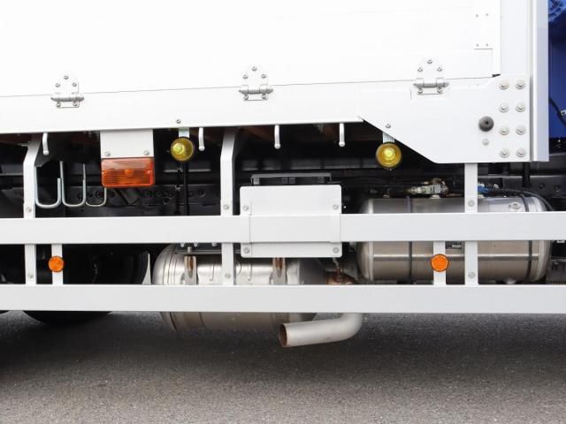 MITSUBISHI FUSOU FIGHTER 2024 Image 31