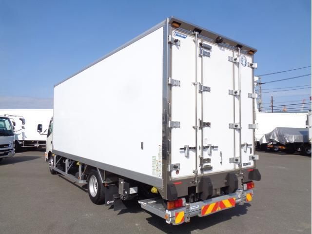 HINO DUTRO 2021 Image 31