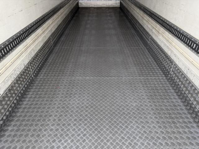 ISUZU GIGA 2016 Image 31