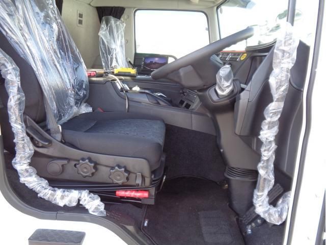 MITSUBISHI FUSOU SUPER GREAT 2025 Image 31