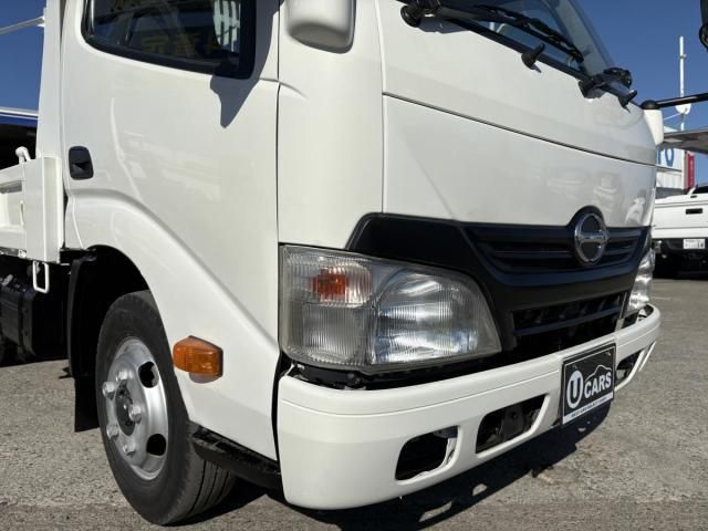 HINO DUTRO 2014 Image 31
