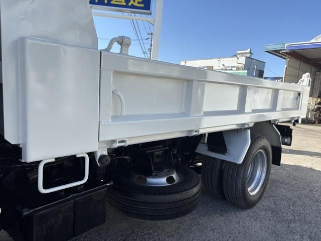 HINO DUTRO 2014 Image 31