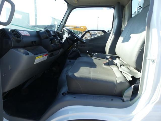 HINO DUTRO 2019 Image 31