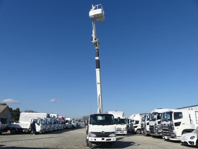 HINO DUTRO 2019 Image 31