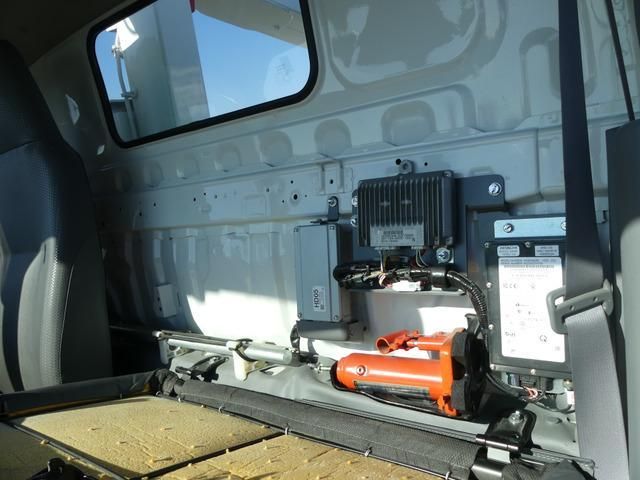 HINO DUTRO 2019 Image 31