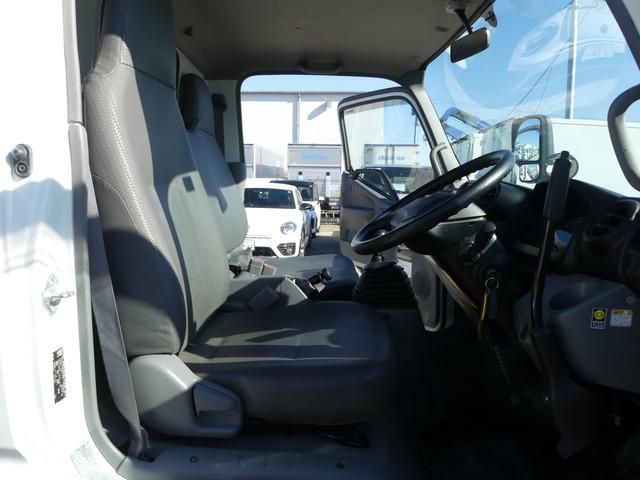 HINO DUTRO 2019 Image 31