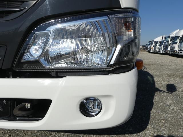 HINO DUTRO 2019 Image 31