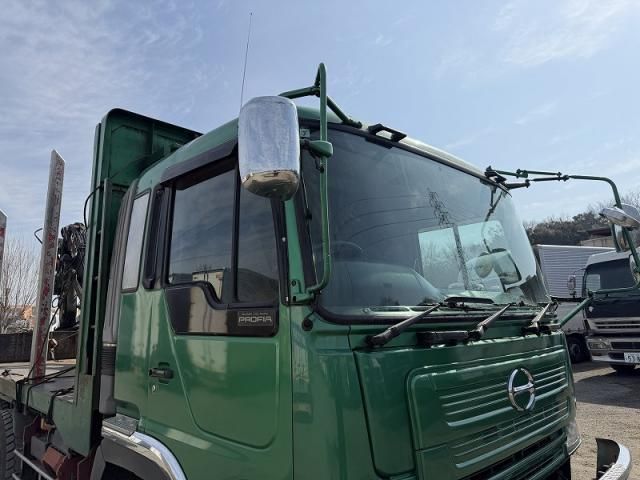 HINO PROFIA 2003 Image 31