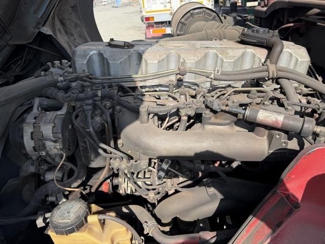 HINO PROFIA 2003 Image 31