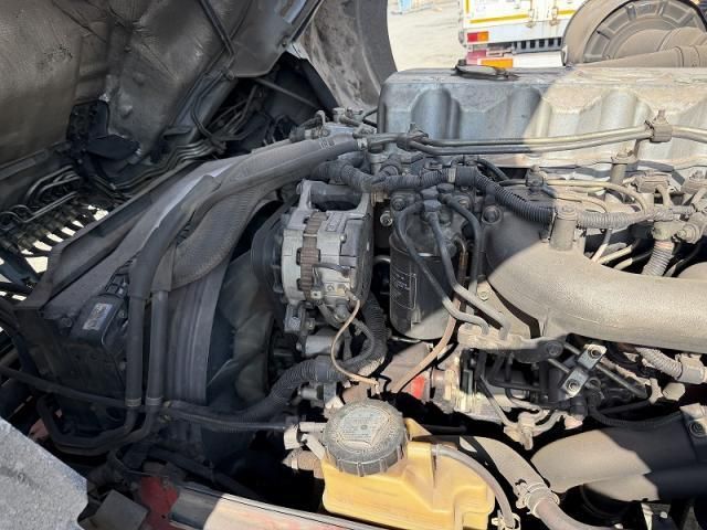 HINO PROFIA 2003 Image 31