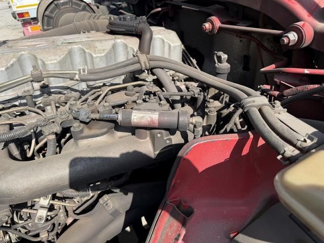 HINO PROFIA 2003 Image 31