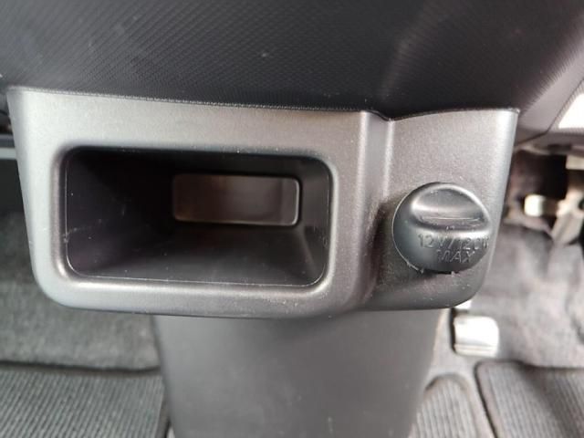 DAIHATSU MOVE CUSTOM 2012 Image 31