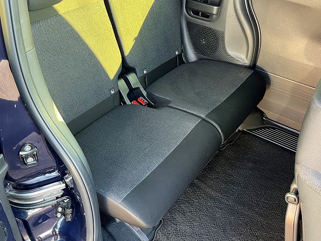 HONDA N BOX CUSTOM 2023 Image 31