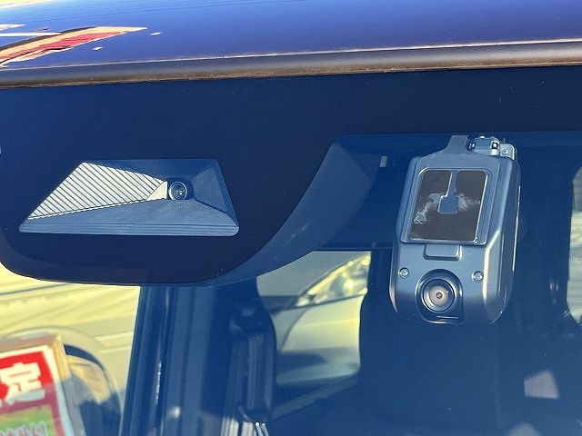 HONDA N BOX CUSTOM 2023 Image 31